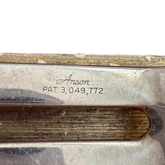 Vintage Anson $100 Dollar Bill Money Clip - Brass Metal Currency Clip -1960s - Picture 3 of 5